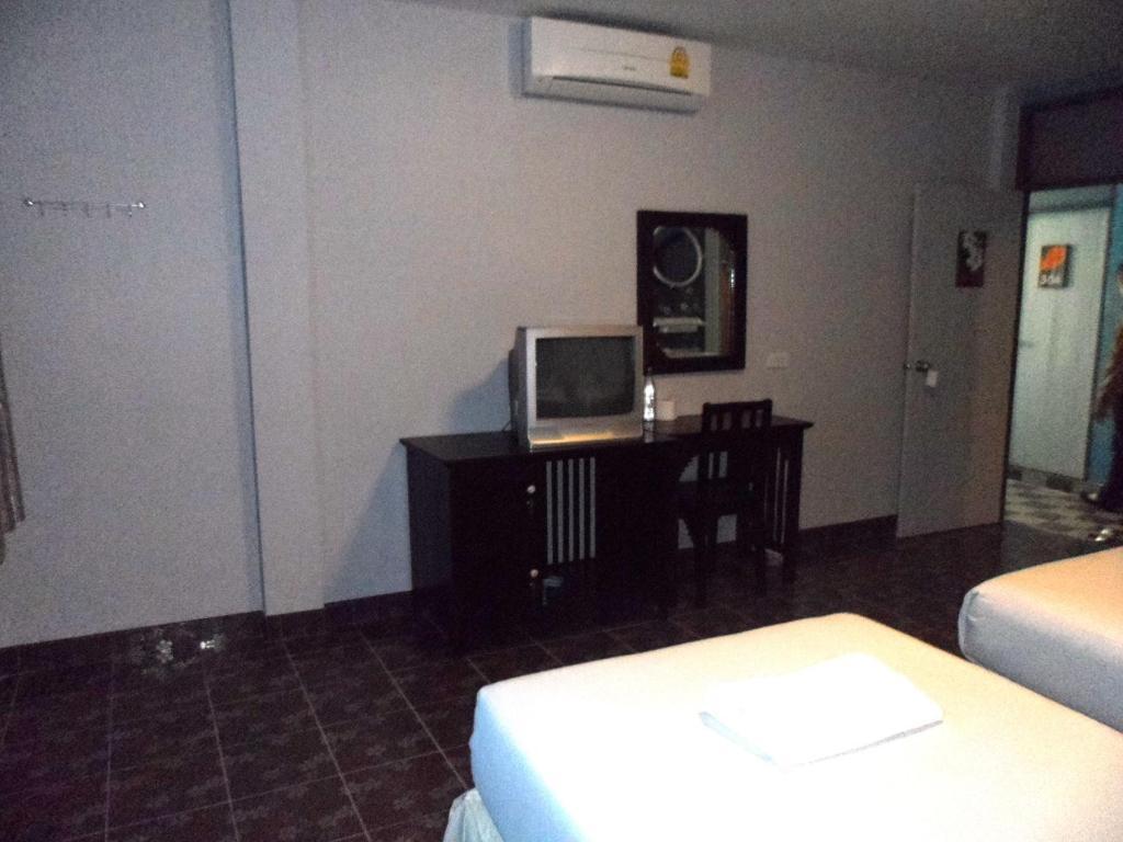 La-Mer Hotel Chiang Mai Bagian luar foto