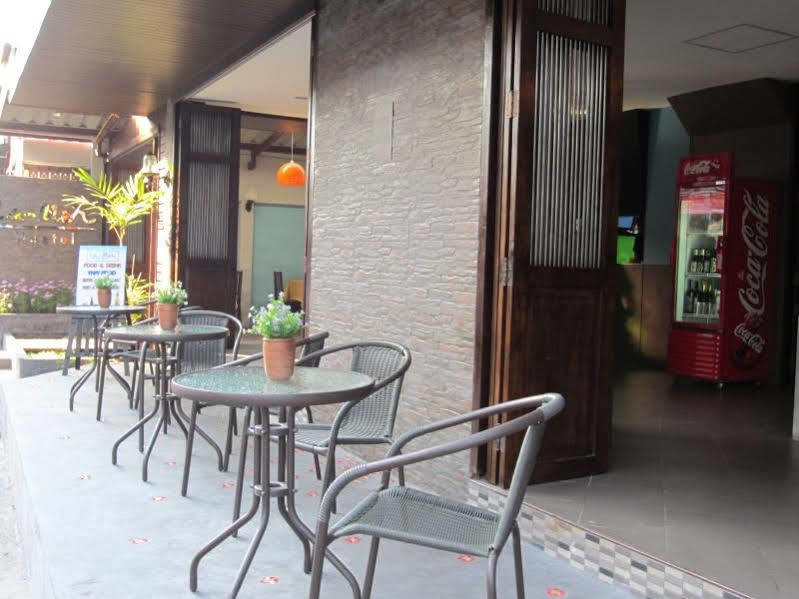 La-Mer Hotel Chiang Mai Bagian luar foto