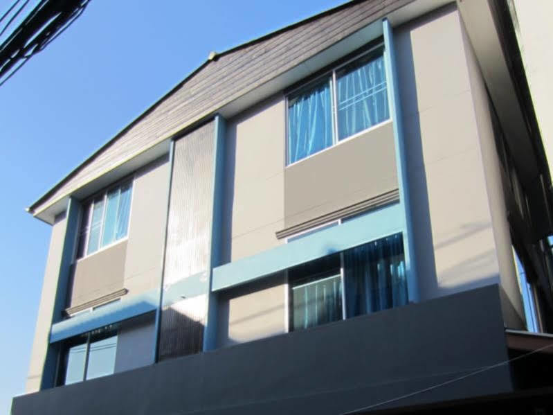 La-Mer Hotel Chiang Mai Bagian luar foto